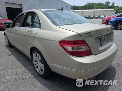 2010 Mercedes-Benz C 300 4MATIC - zdjęcie 2 z 31 - miniatura