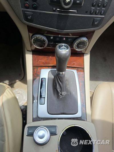 2010 Mercedes-Benz C 300 4MATIC - zdjęcie 22 z 31 - miniatura