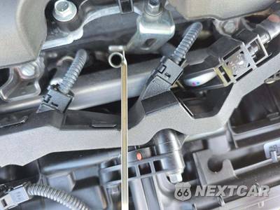 2025 Toyota Camry SE - zdjęcie 23 z 24 - miniatura