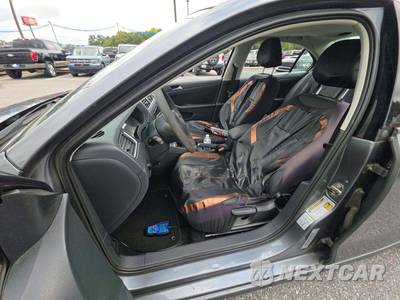 2011 Volkswagen Jetta Sedan SE - zdjęcie 6 z 30 - miniatura