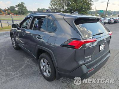 2025 Toyota RAV4 XLE - zdjęcie 2 z 24 - miniatura