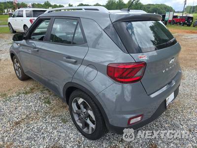 2023 Hyundai Venue SEL - zdjęcie 2 z 27 - miniatura