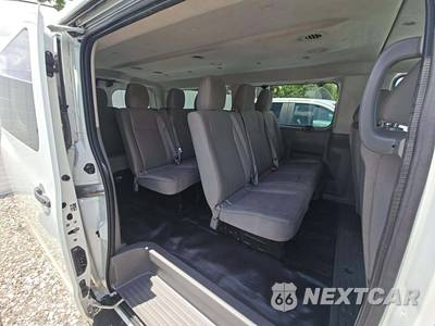 2020 Nissan NV3500 HD Passenger S 146.1" WB - zdjęcie 15 z 19 - miniatura