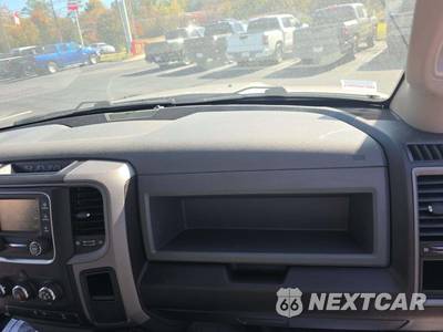 2018 Ram 1500 Tradesman Crew Cab Short Bed - zdjęcie 16 z 20 - miniatura