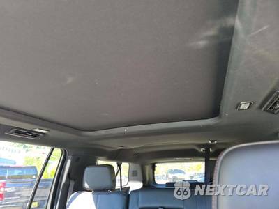 2023 Chevrolet Suburban RST 1SP - zdjęcie 8 z 21 - miniatura