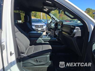 2022 Ford F-150 Hybrid XLT Crew Cab Short Bed - zdjęcie 15 z 22 - miniatura
