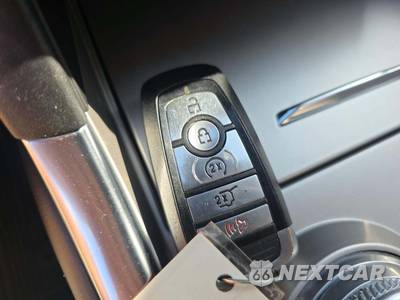 2021 Ford Explorer Hybrid Limited - zdjęcie 5 z 23 - miniatura