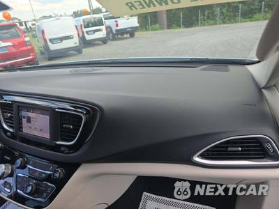 2022 Chrysler Voyager LX 121.6" WB - zdjęcie 17 z 23 - miniatura