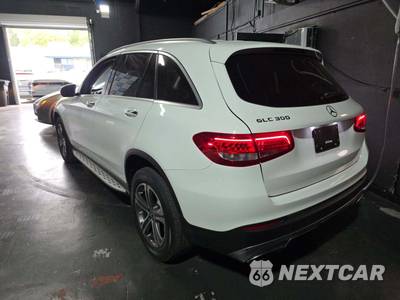2019 Mercedes-Benz GLC 300 - zdjęcie 2 z 21 - miniatura
