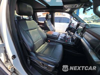 2021 Ford F-150 LARIAT Crew Cab Short Bed - zdjęcie 18 z 24 - miniatura