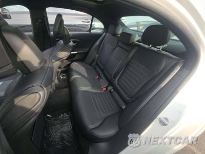 2023 Mercedes-Benz C 300 4MATIC Sedan - zdjęcie 13 z 24 - miniatura