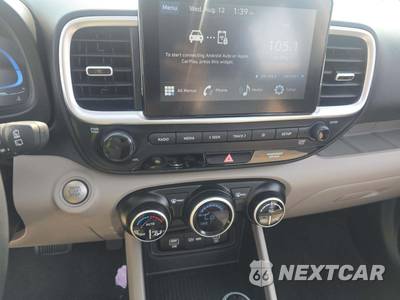 2025 Hyundai Venue SEL - zdjęcie 10 z 26 - miniatura