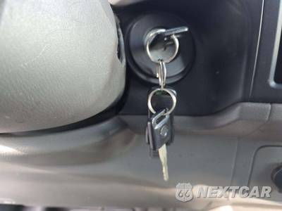 2018 Nissan NV2500 HD Cargo SV High Roof 146.1" WB - zdjęcie 8 z 34 - miniatura