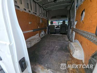 2018 Nissan NV2500 HD Cargo SV High Roof 146.1" WB - zdjęcie 14 z 34 - miniatura