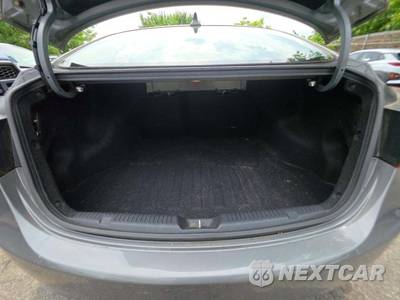 2013 Hyundai Elantra GLS Sedan - zdjęcie 14 z 31 - miniatura