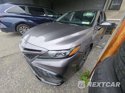 2021 Toyota Camry SE - zdjęcie 1 z 25 - miniatura