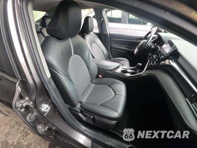 2021 Toyota Camry SE - zdjęcie 18 z 25 - miniatura