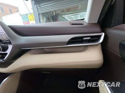 2022 Toyota Highlander XLE - zdjęcie 20 z 29 - miniatura