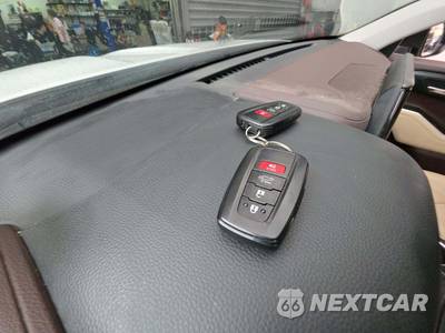 2022 Toyota Highlander XLE - zdjęcie 8 z 29 - miniatura
