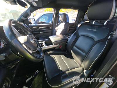 2023 Ram 1500 Laramie Crew Cab Short Bed - zdjęcie 6 z 20 - miniatura