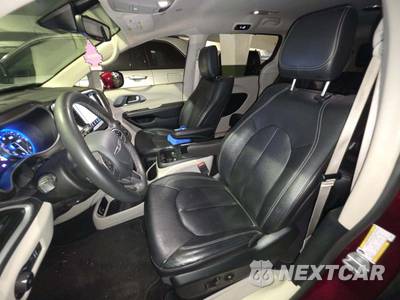 2022 Chrysler Pacifica Touring L 121.6" WB - zdjęcie 6 z 21 - miniatura