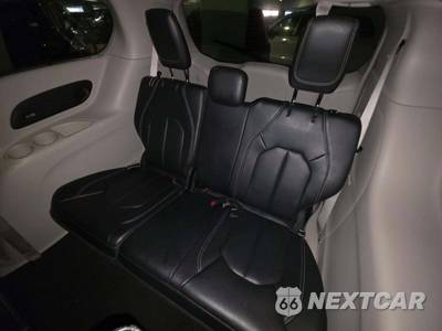 2022 Chrysler Pacifica Touring L 121.6" WB - zdjęcie 14 z 21 - miniatura