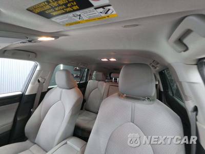 2023 Toyota Highlander LE - zdjęcie 11 z 31 - miniatura