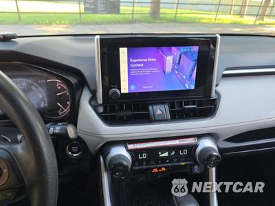 2025 Toyota RAV4 XLE - zdjęcie 7 z 23 - miniatura