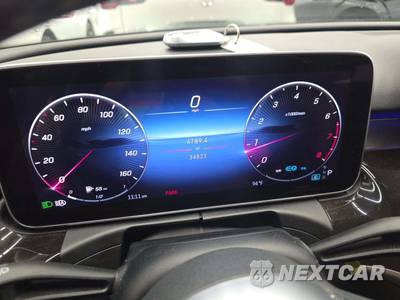 2022 Mercedes-Benz C 300 4MATIC Sedan - zdjęcie 9 z 22 - miniatura