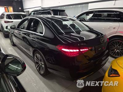 2022 Mercedes-Benz C 300 4MATIC Sedan - zdjęcie 2 z 22 - miniatura