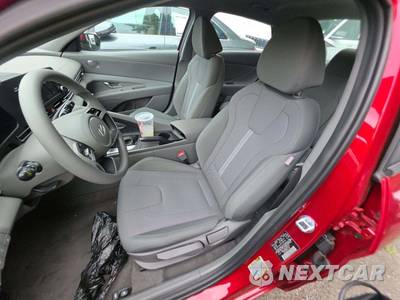 2025 Hyundai Elantra SE - zdjęcie 6 z 23 - miniatura
