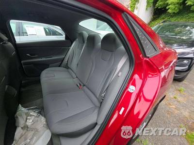 2025 Hyundai Elantra SE - zdjęcie 13 z 23 - miniatura