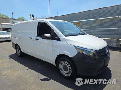 2018 Mercedes-Benz Metris Cargo Van 126.0" WB - zdjęcie 4 z 28 - miniatura