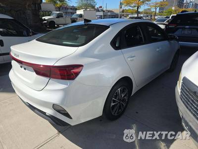 2024 Kia Forte LXS - zdjęcie 3 z 19 - miniatura
