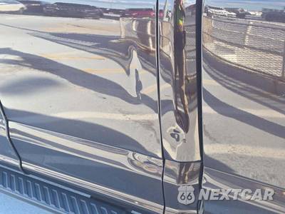 2018 Ford F-150 XLT Extended Cab Medium Bed w/Rear Doors - zdjęcie 26 z 36 - miniatura