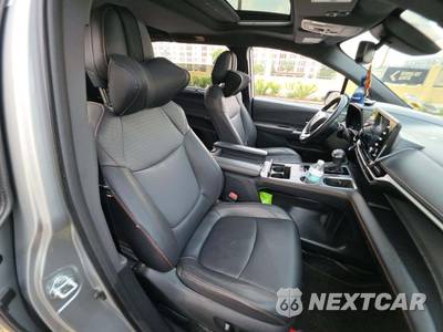 2021 Toyota Sienna XSE 7-Passenger 120.5" WB - zdjęcie 19 z 24 - miniatura