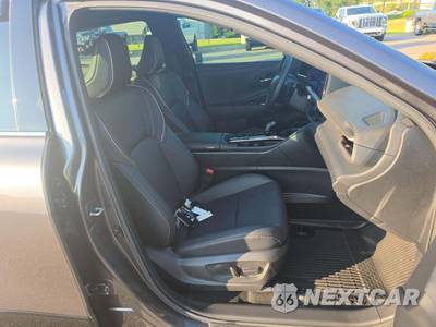 2024 Toyota Crown Limited - zdjęcie 15 z 22 - miniatura