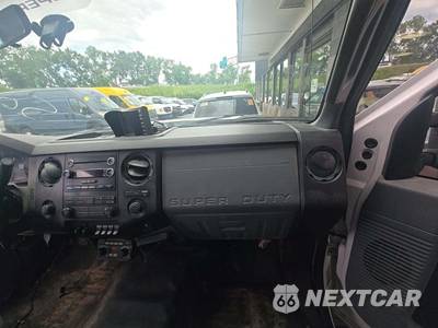 2016 Ford Super Duty F-350 Cab Chassis XL Regular Cab DRW - zdjęcie 18 z 31 - miniatura