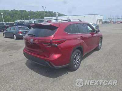 2022 Toyota Highlander Hybrid XLE - zdjęcie 3 z 24 - miniatura