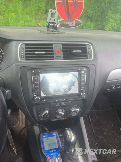 2013 Volkswagen Jetta SE Sedan - zdjęcie 21 z 35 - miniatura