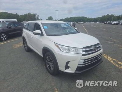 2019 Toyota Highlander LE - zdjęcie 4 z 22 - miniatura