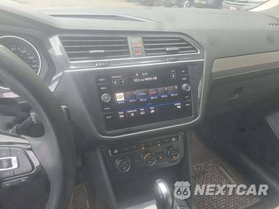 2020 Volkswagen Tiguan SE - zdjęcie 10 z 21 - miniatura