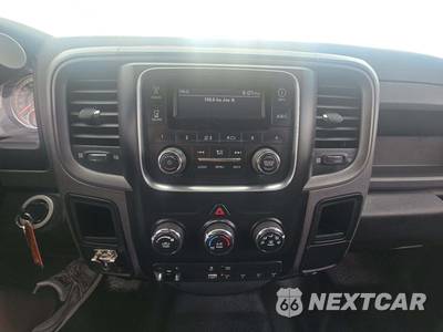2017 Ram 3500 Cab Chassis Tradesman Crew Cab DRW - zdjęcie 10 z 25 - miniatura