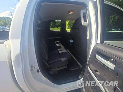 2019 Toyota Tundra SR5 Extended Cab Medium Bed - zdjęcie 16 z 27 - miniatura