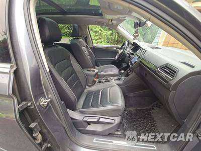 2019 Volkswagen Tiguan SEL Premium - zdjęcie 18 z 30 - miniatura