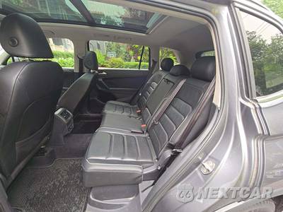 2019 Volkswagen Tiguan SEL Premium - zdjęcie 13 z 30 - miniatura