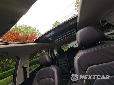 2019 Volkswagen Tiguan SEL Premium - zdjęcie 11 z 30 - miniatura