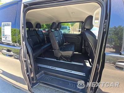 2019 Mercedes-Benz Metris Passenger Van 126.0" WB - zdjęcie 17 z 31 - miniatura