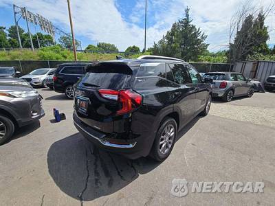 2023 GMC Terrain SLT 4SA - zdjęcie 3 z 35 - miniatura