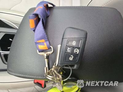 2019 Volkswagen Tiguan SEL Premium - zdjęcie 8 z 31 - miniatura